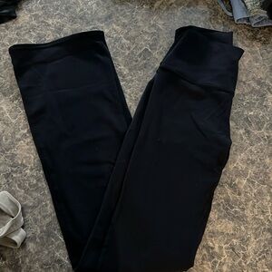 Alo High-Waist Bootcut Legging